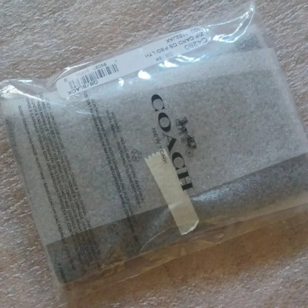 COACH Black Leather Zip Card Case, NWT